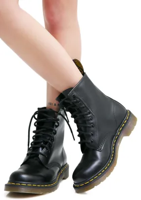 1460 8 Eye Boots