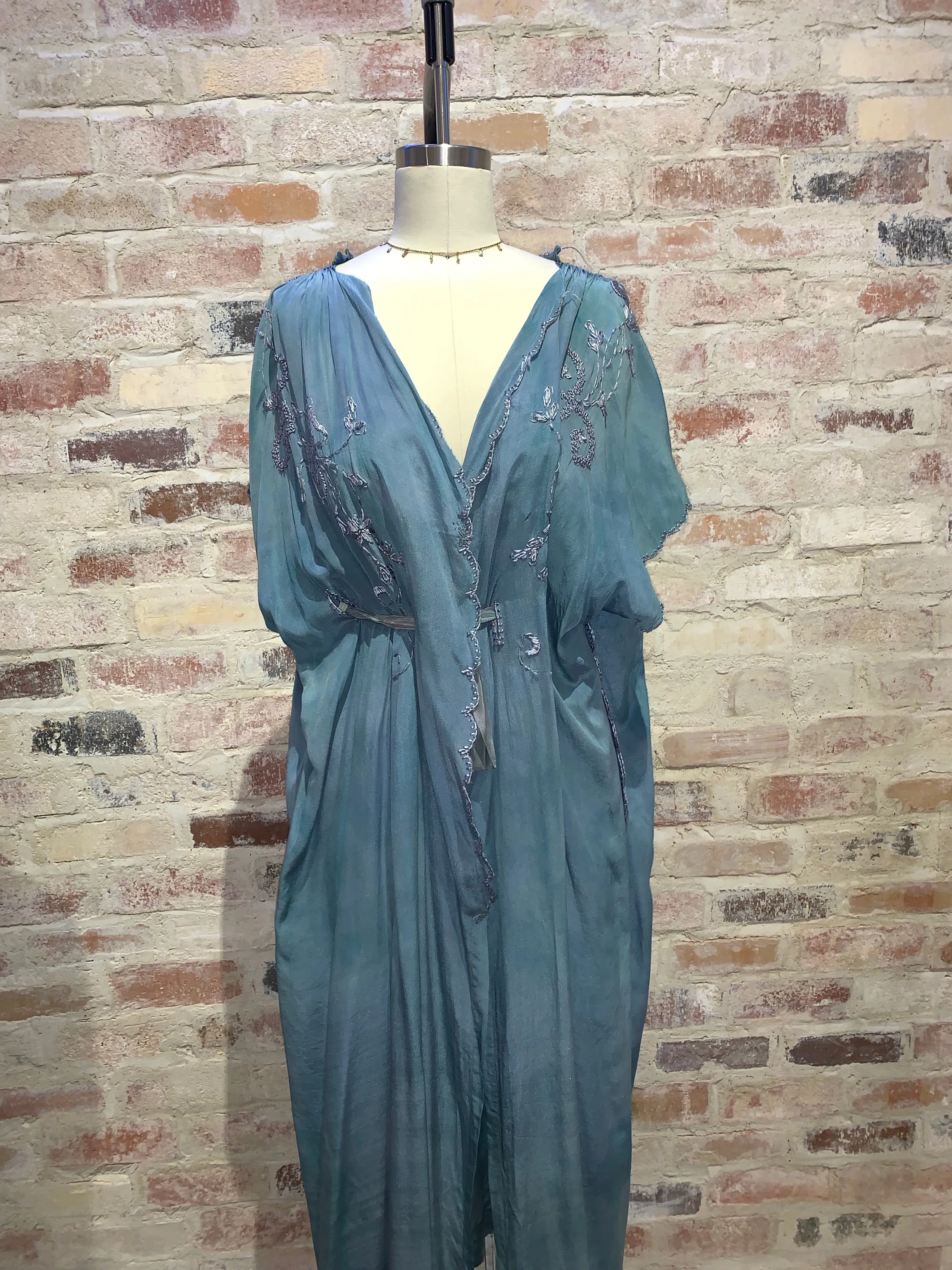 1930s silk embroidered robe