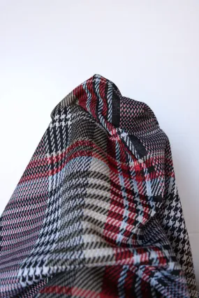 1YD 26IN REMNANT; Scarlet & Taupe Houndstooth Plaid Yarn Dyed Jacquard Knit