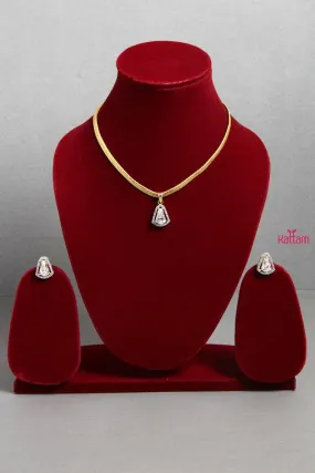 Ad Pendant Gold Chain