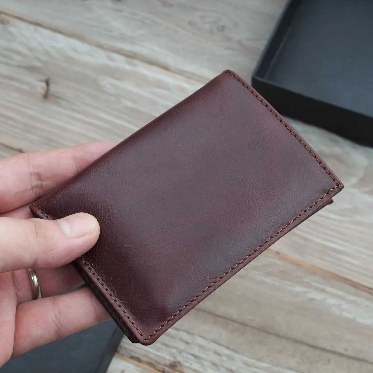 Alex Bi-Fold Wallet (Amaretto)