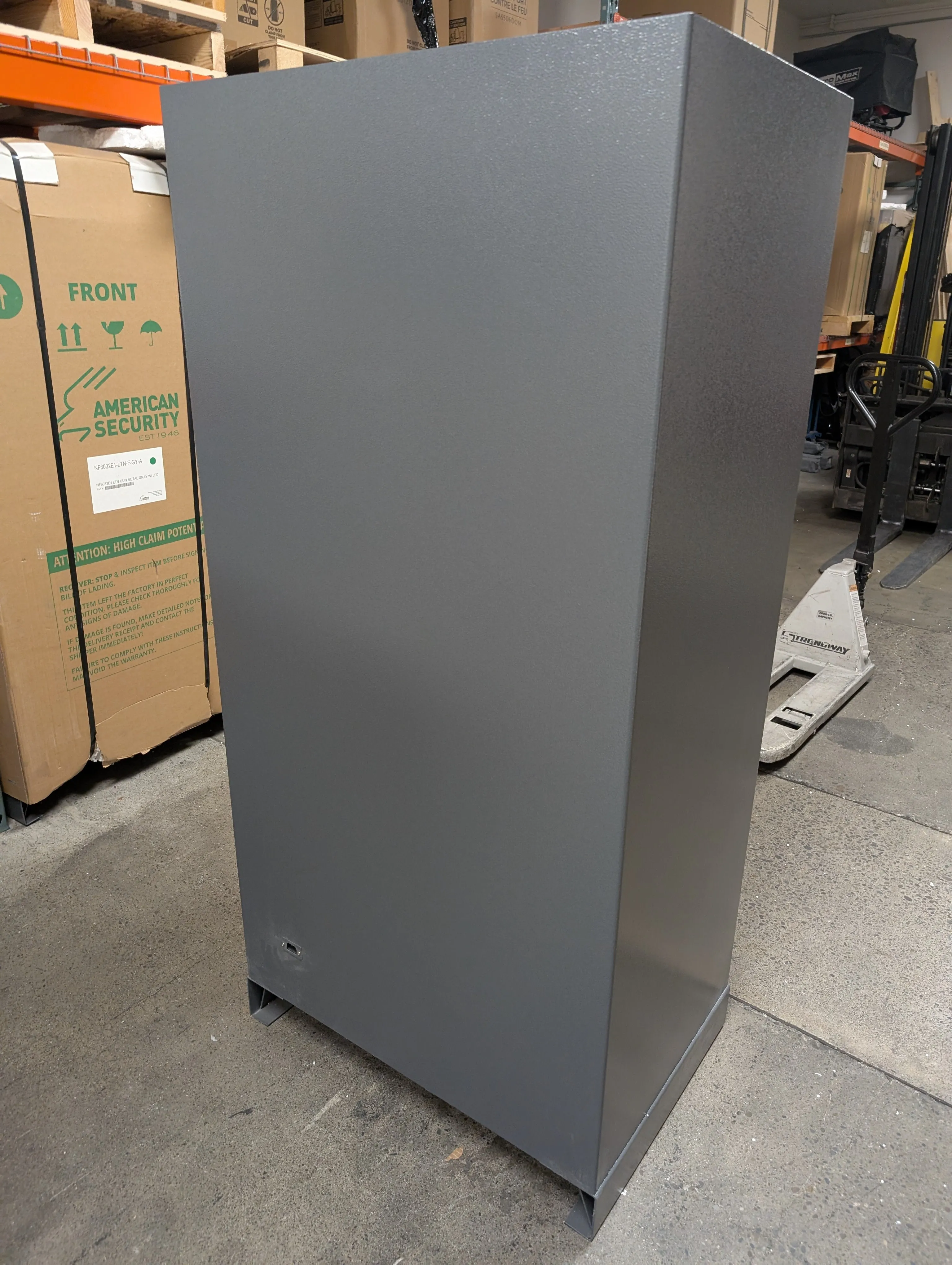 AMSEC NF6032E5 Rifle & Gun Safe - Blemished