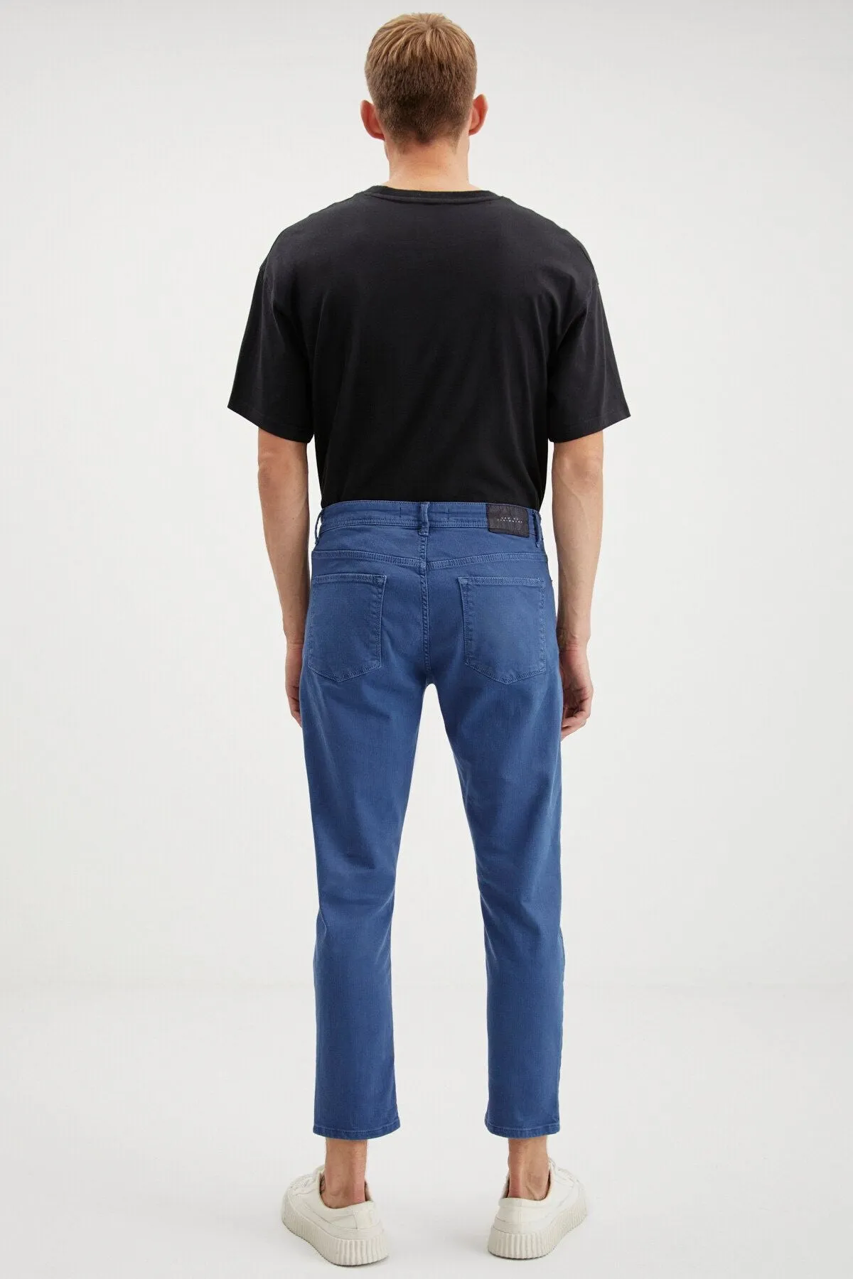 Antoni Men Tapered Fit Pipe Tota Thick textured flexible structure Magic denim jeans blue jeans