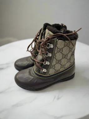 Snow Boots