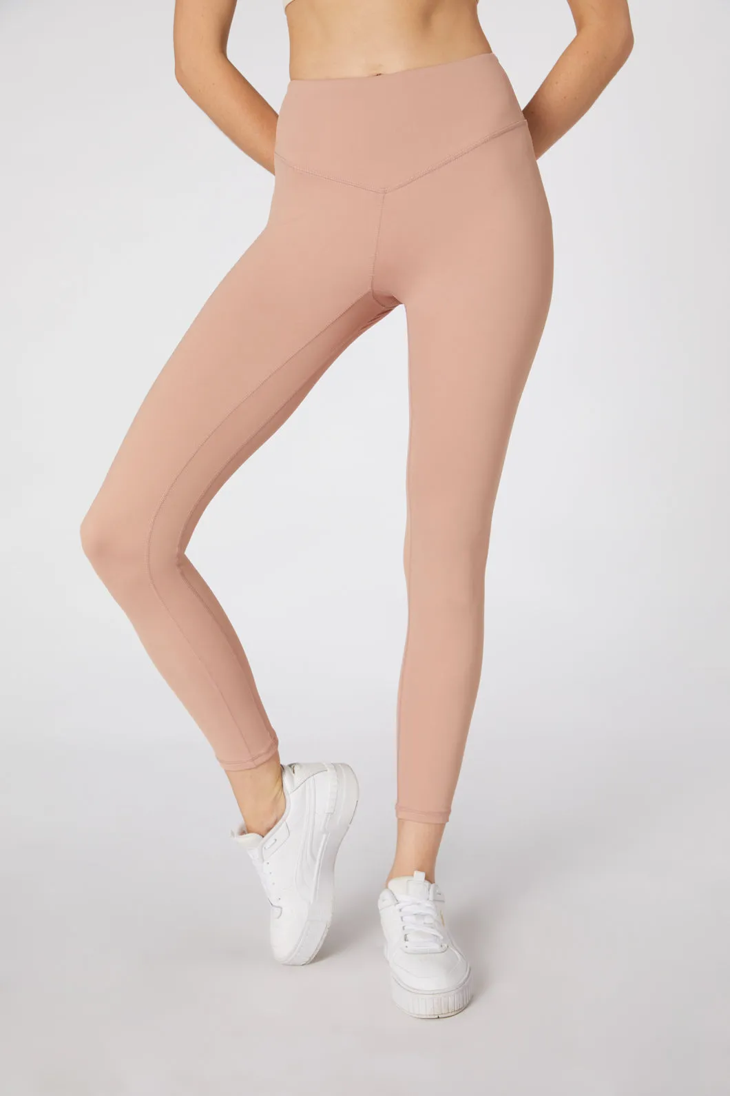 Basics 7/8 Legging