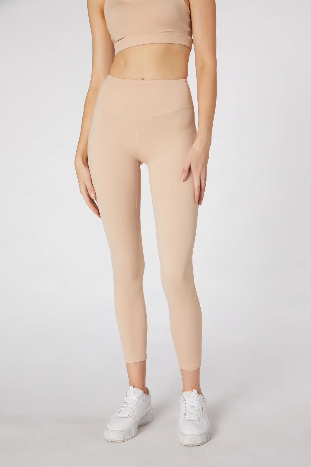 Basics 7/8 Legging