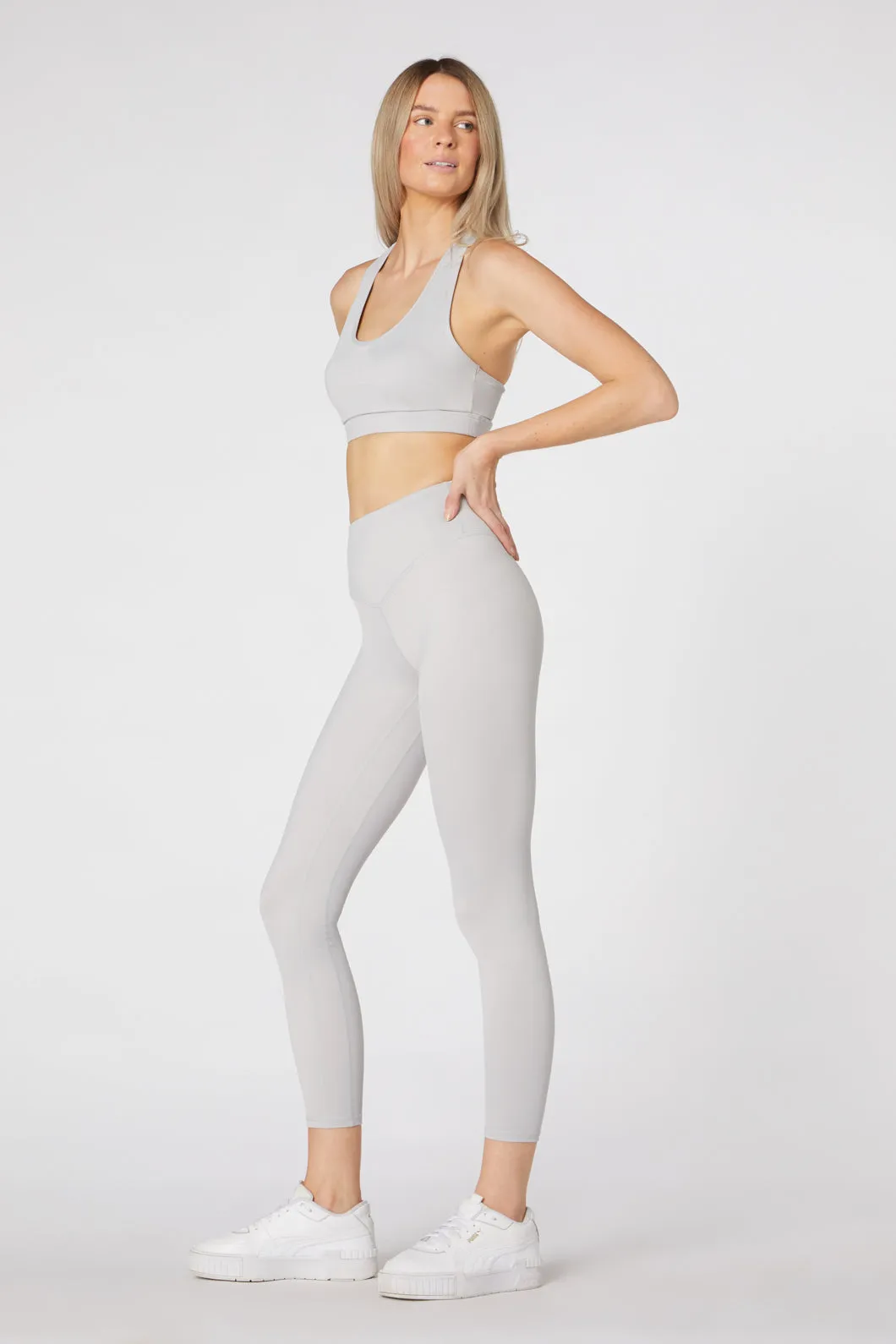 Basics 7/8 Legging