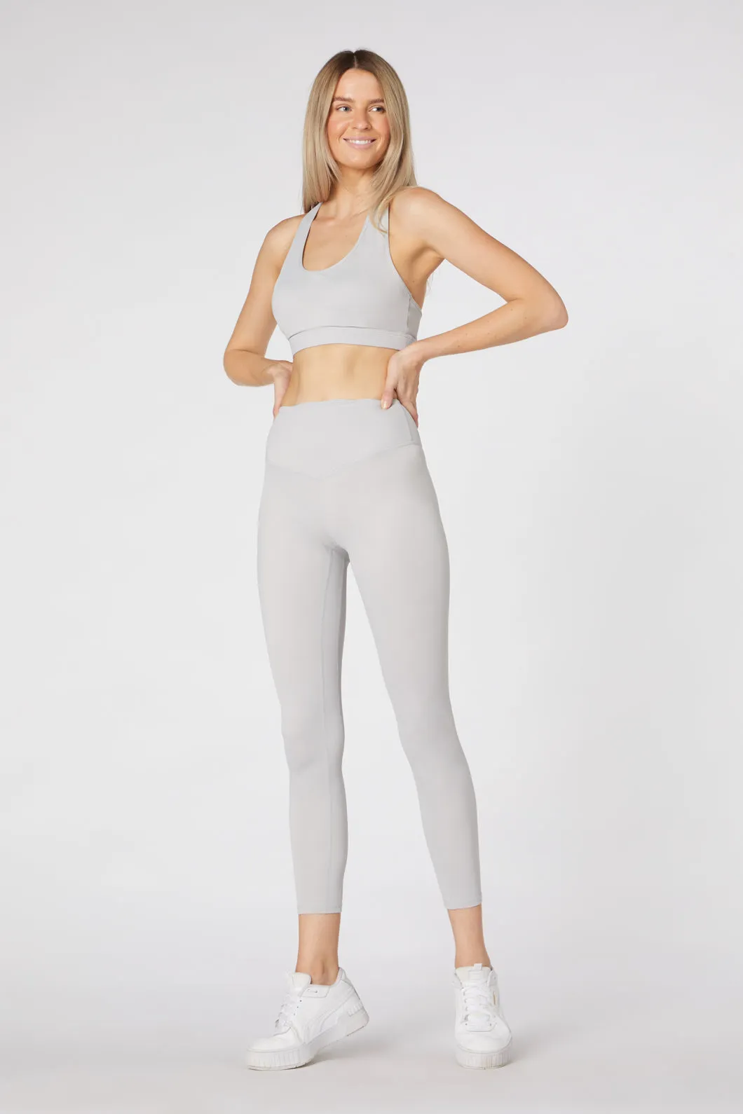 Basics 7/8 Legging