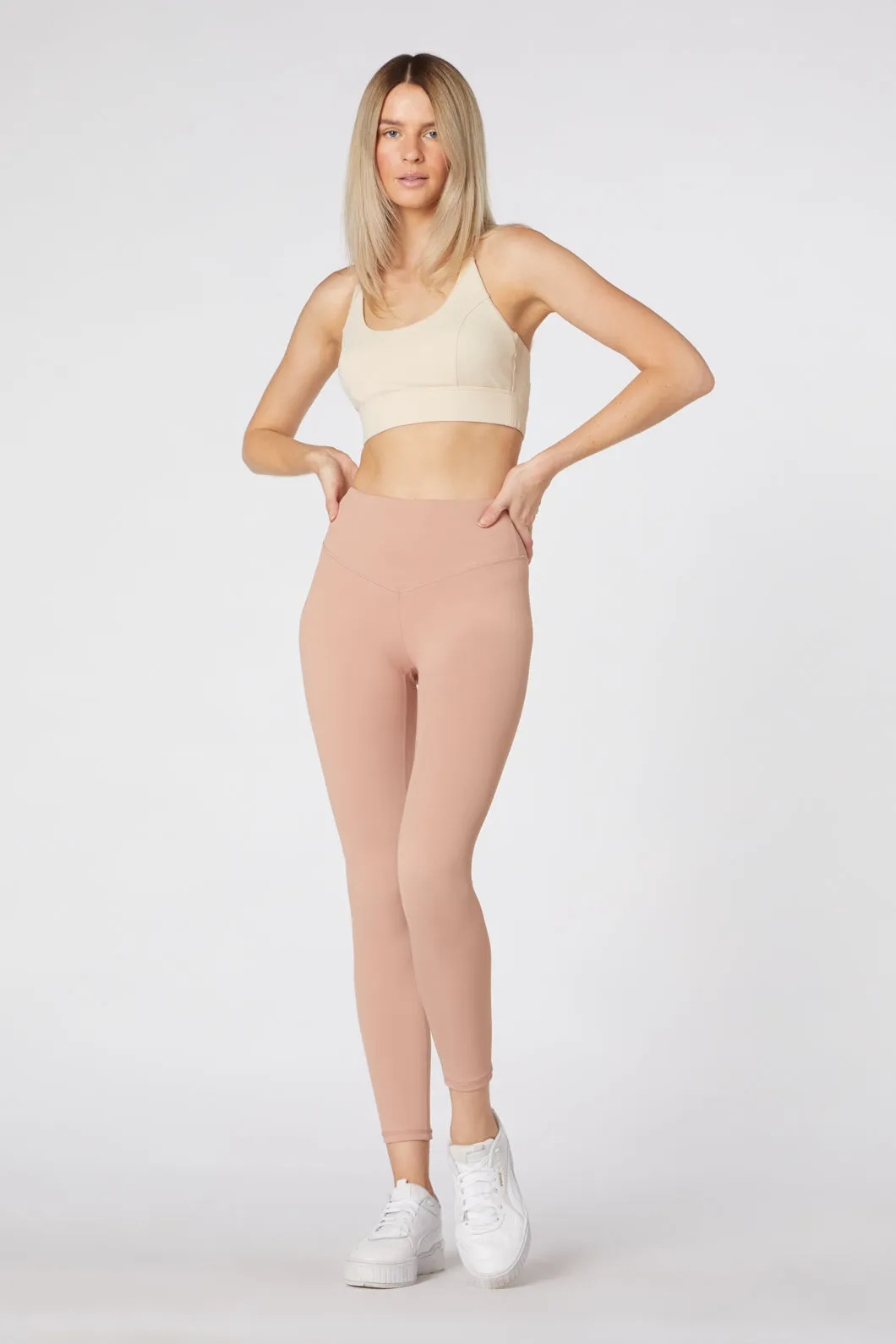 Basics 7/8 Legging