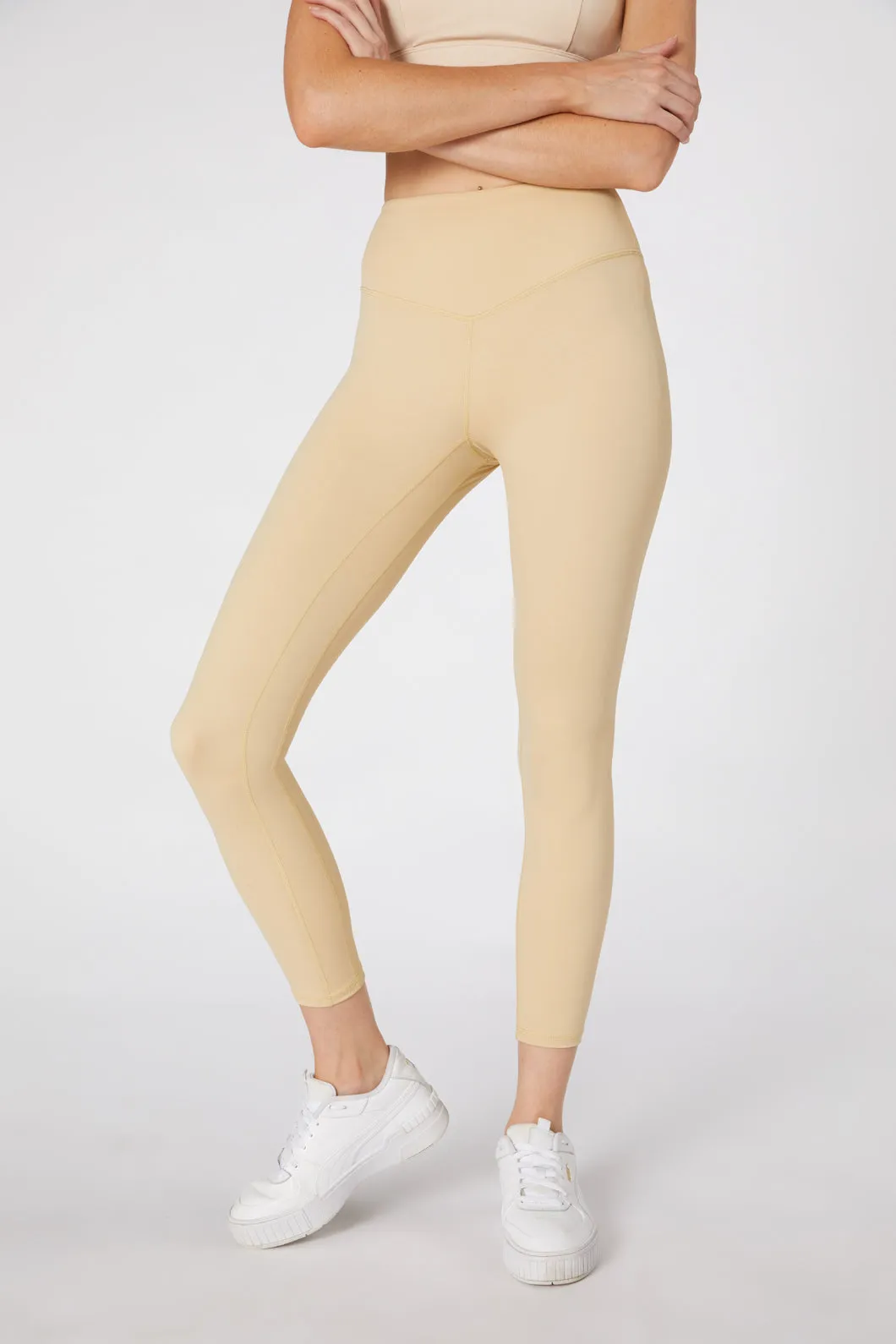 Basics 7/8 Legging