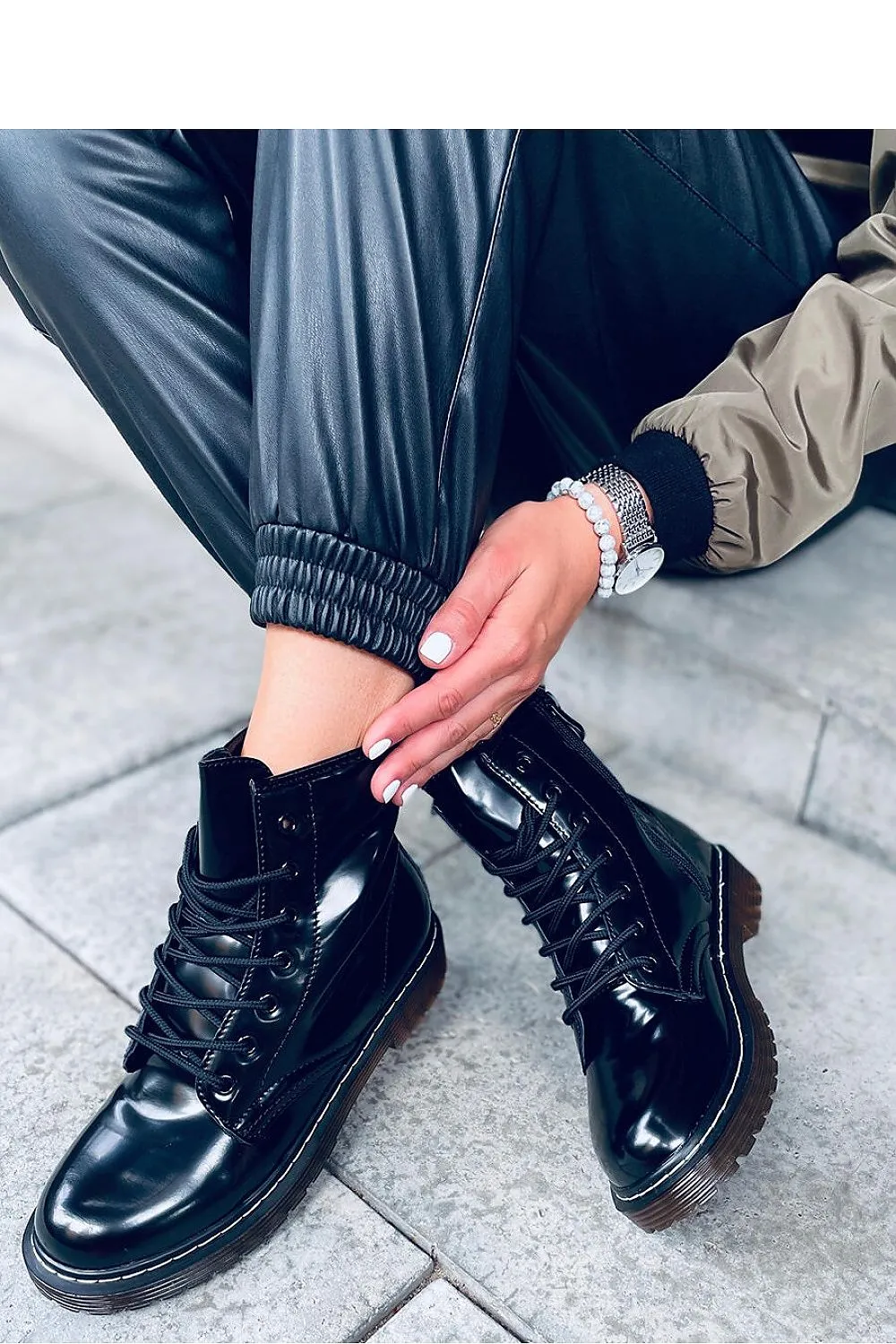 Boots model 170650 Inello