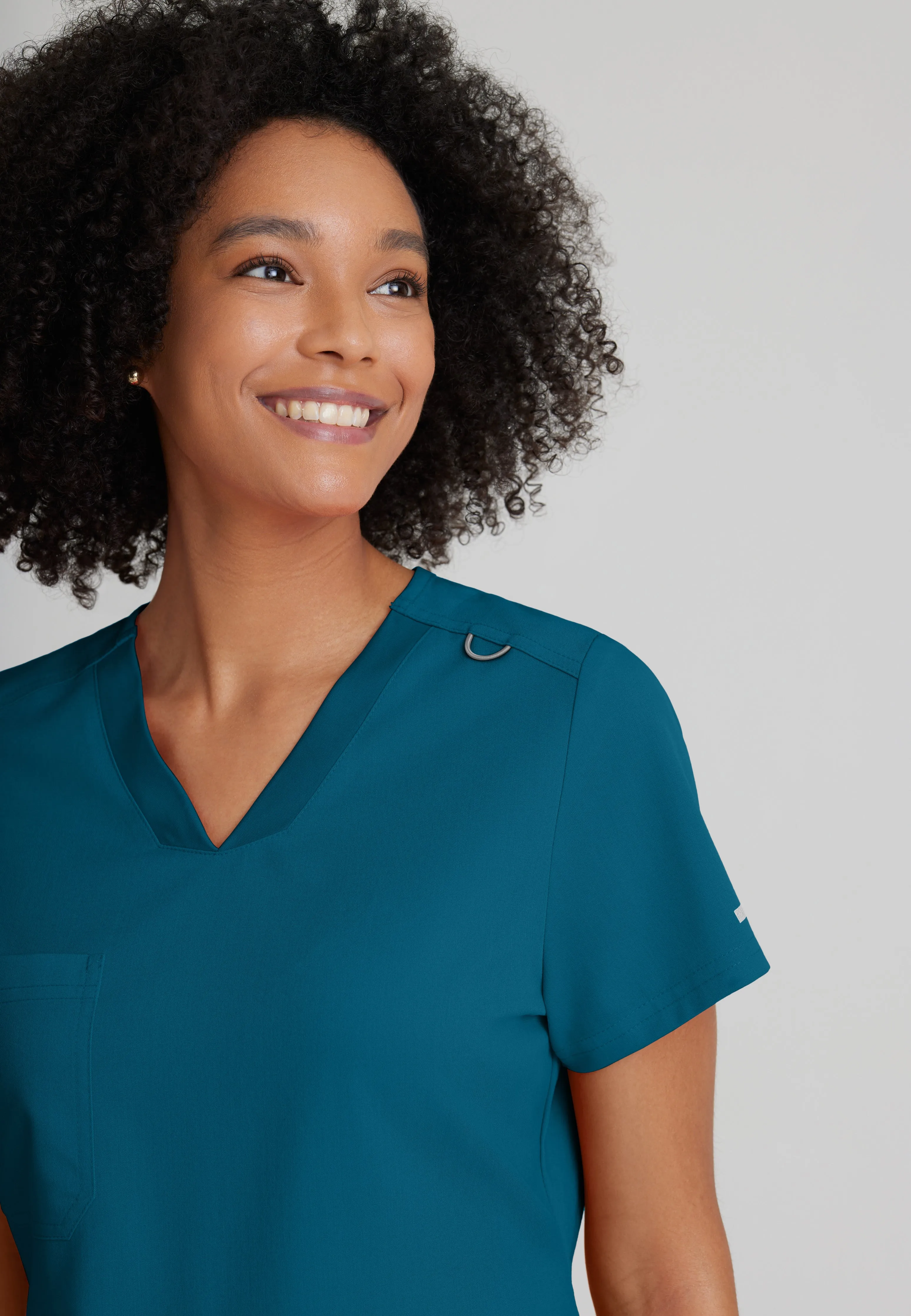 Bree 1-Pocket Tuck-In Scrub Top