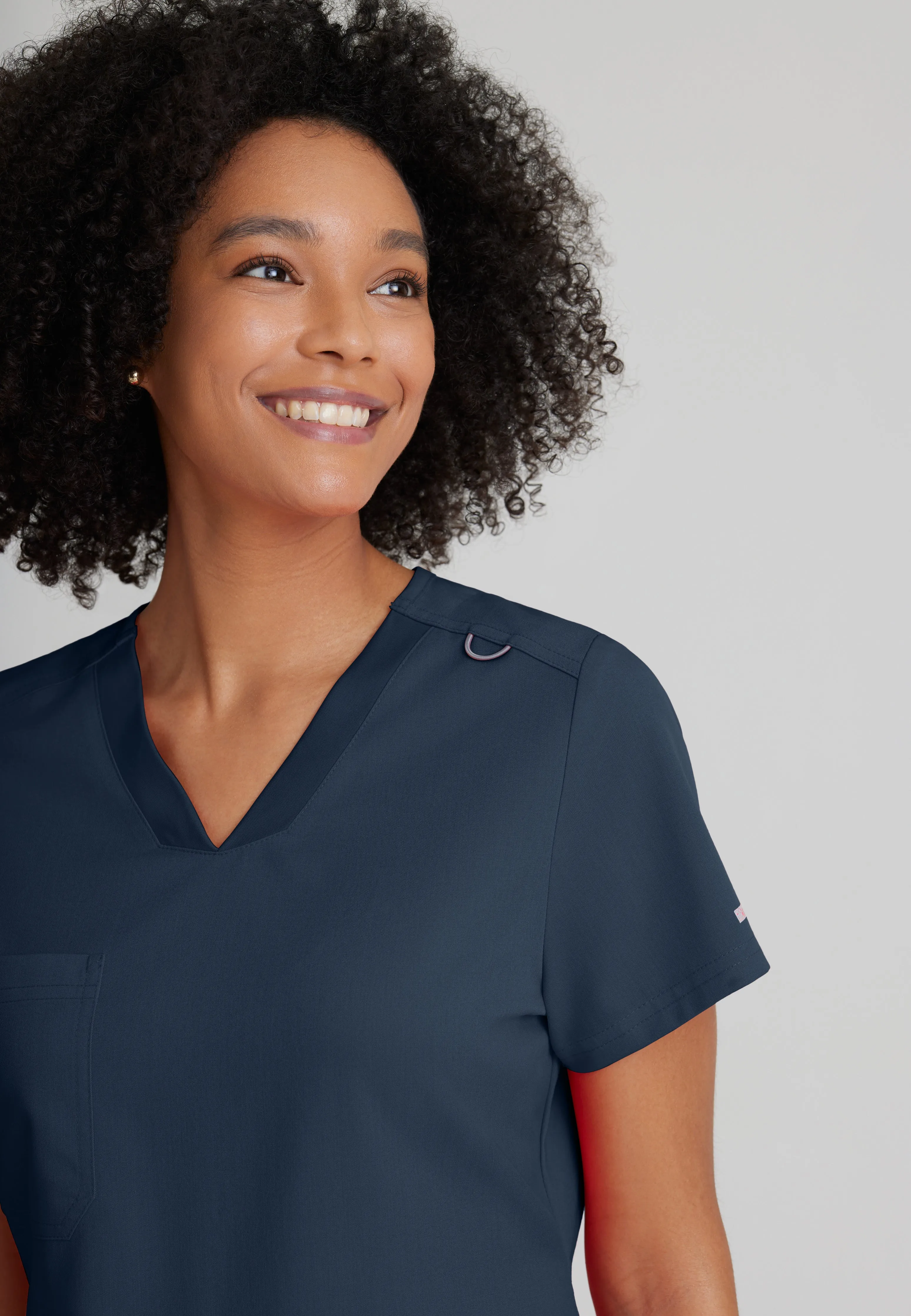 Bree 1-Pocket Tuck-In Scrub Top
