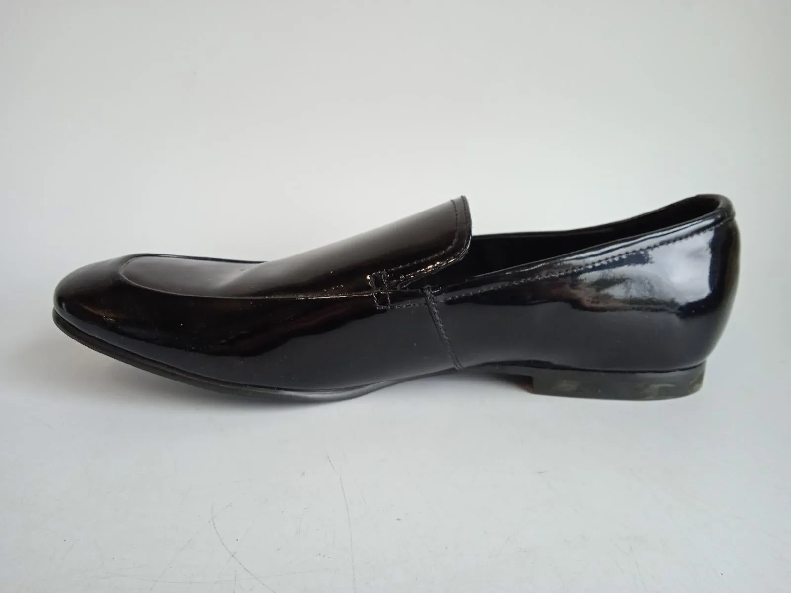 CALVIN KLEIN Men's Black Patent Leather Round Toe Nicco Loafers EU43 UK9