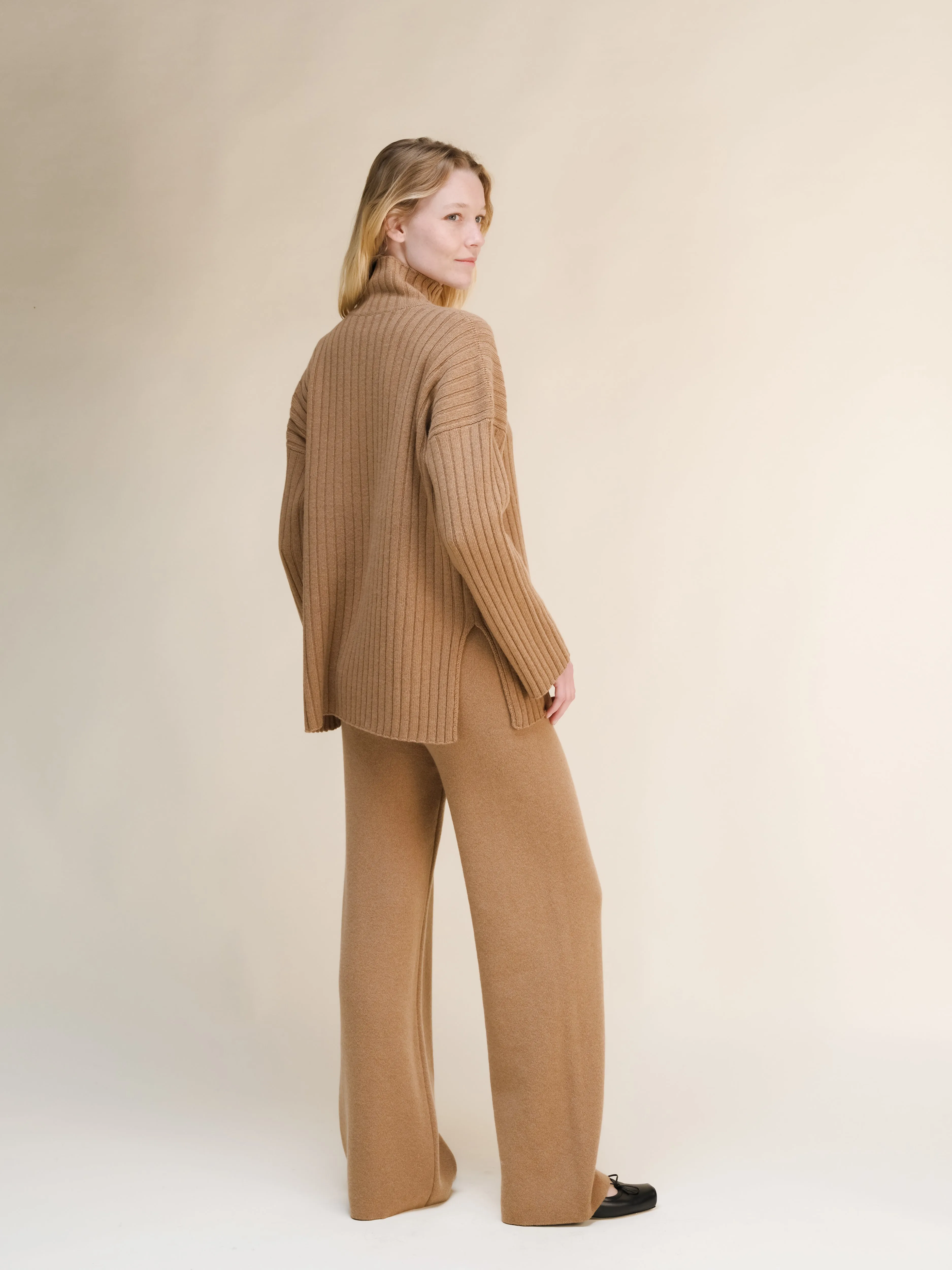 Cashmere Mix Wide Legged Trousers