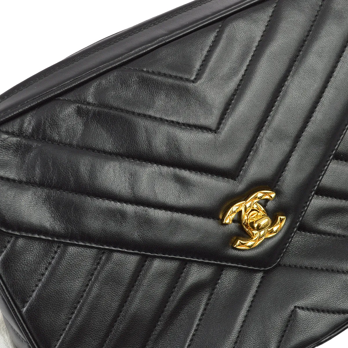 Chanel 1991-1994 Black Lambskin Chevron Pocket Camera Bag Small