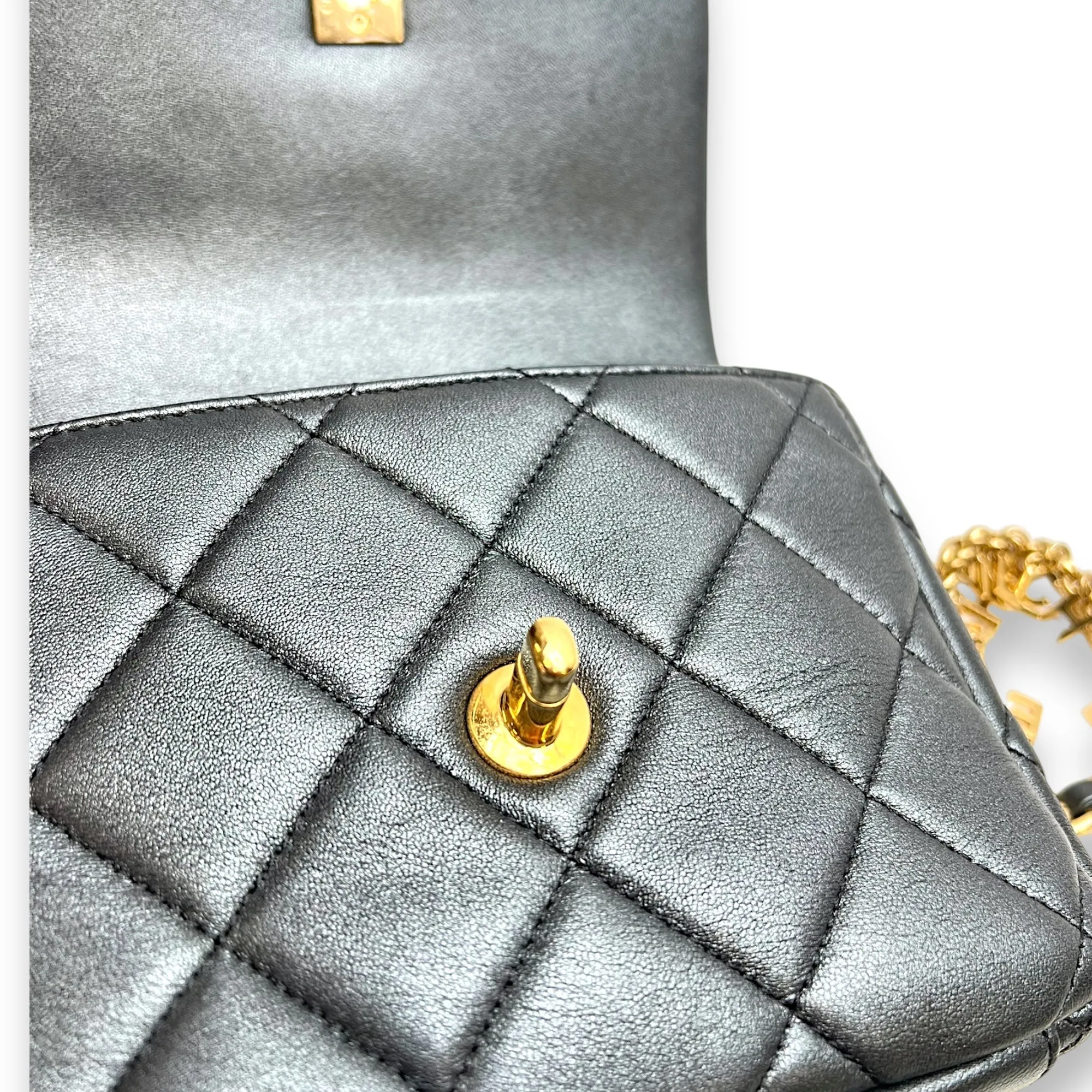 Charm chain Grey Crossbody Bag in Calfskin, Gold hardware