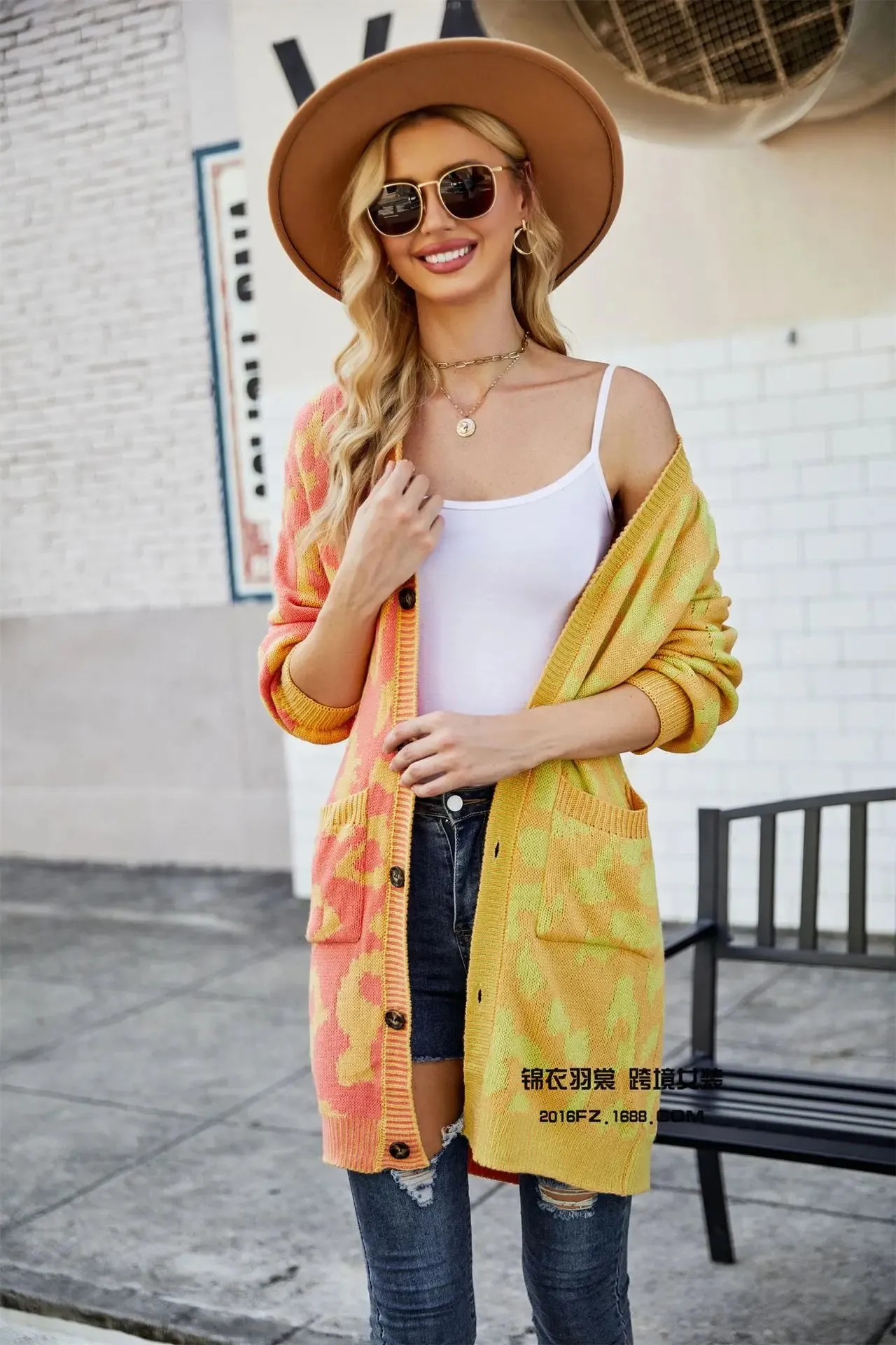 Chic Predator Print Cardigan