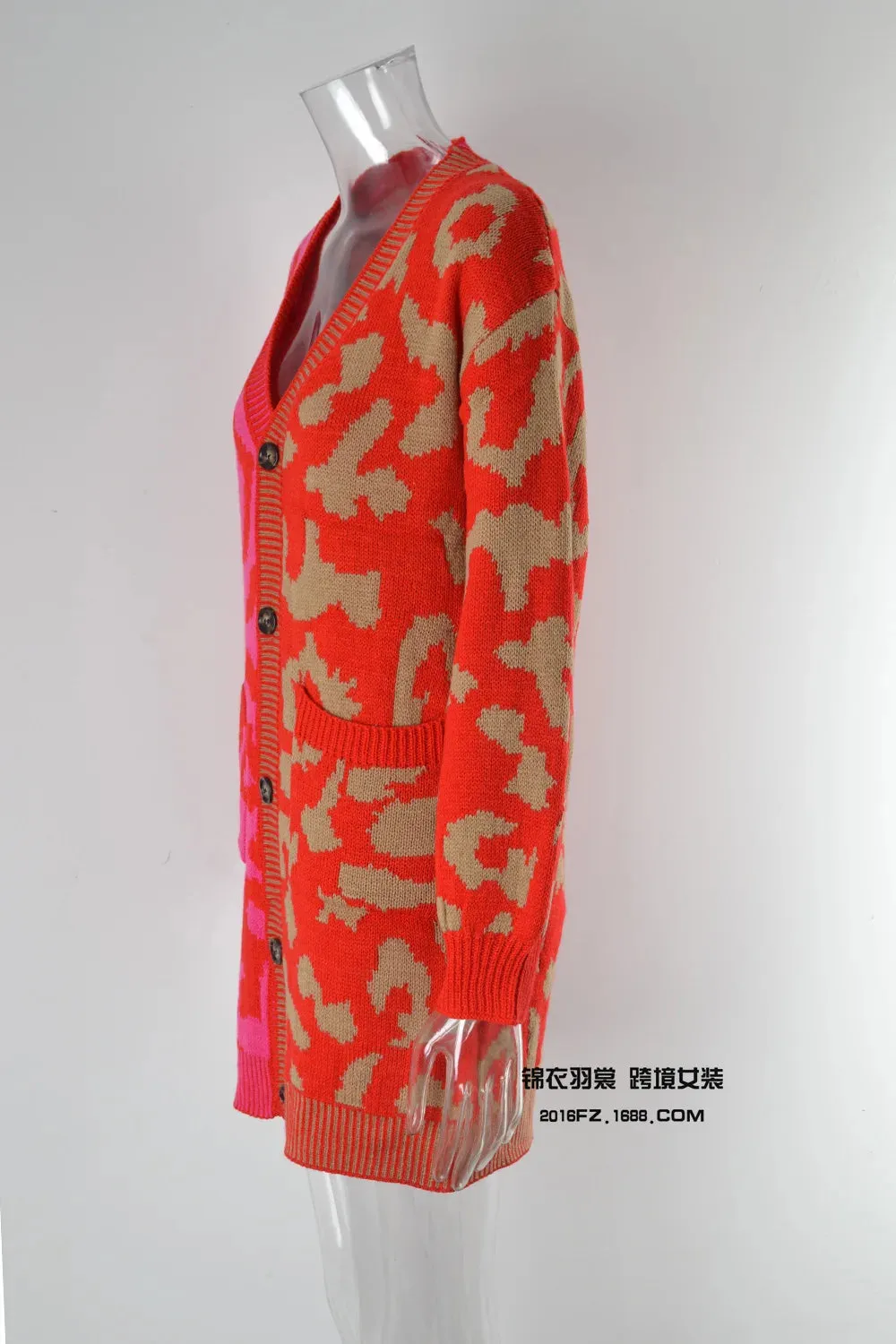 Chic Predator Print Cardigan