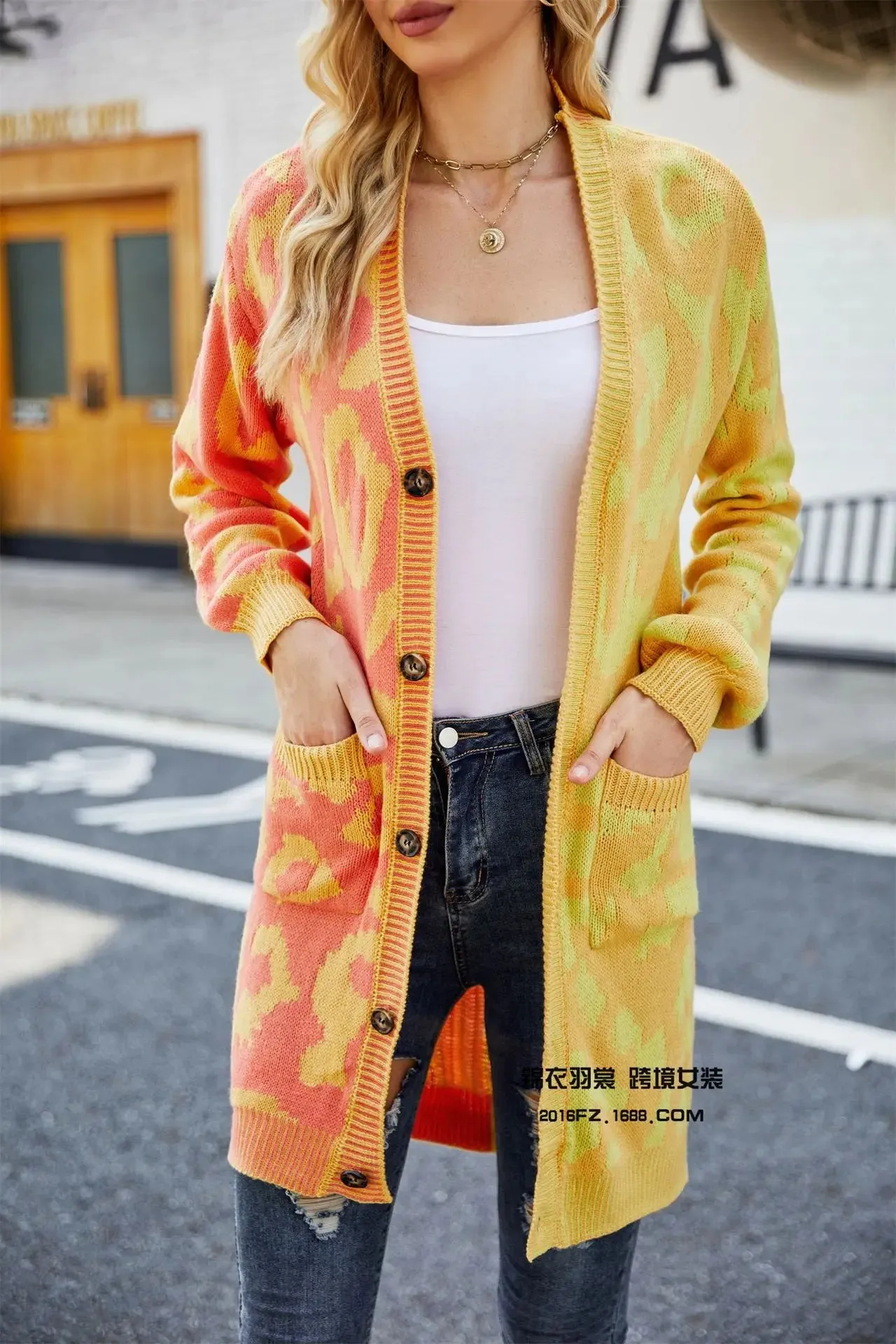 Chic Predator Print Cardigan