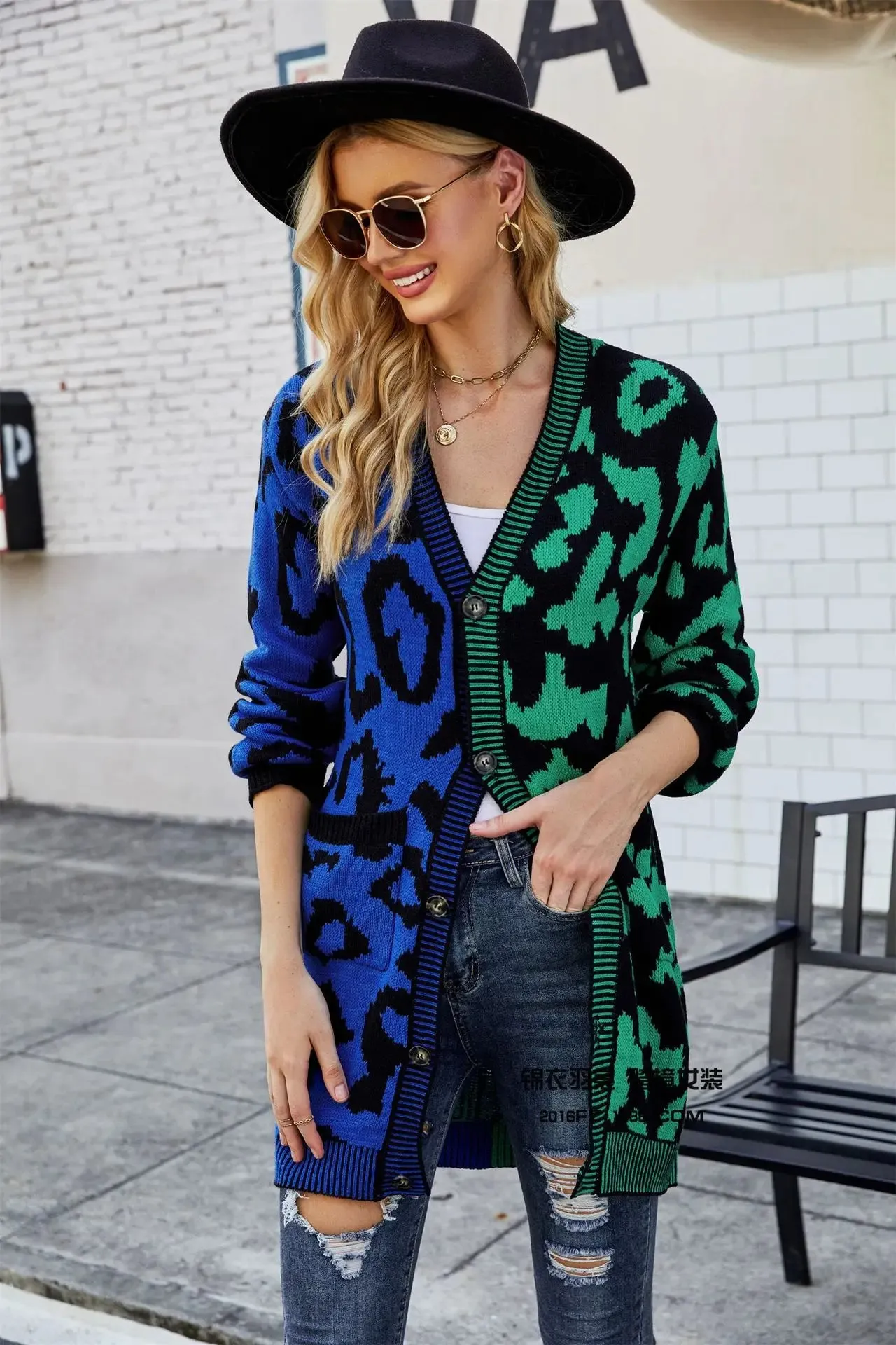 Chic Predator Print Cardigan
