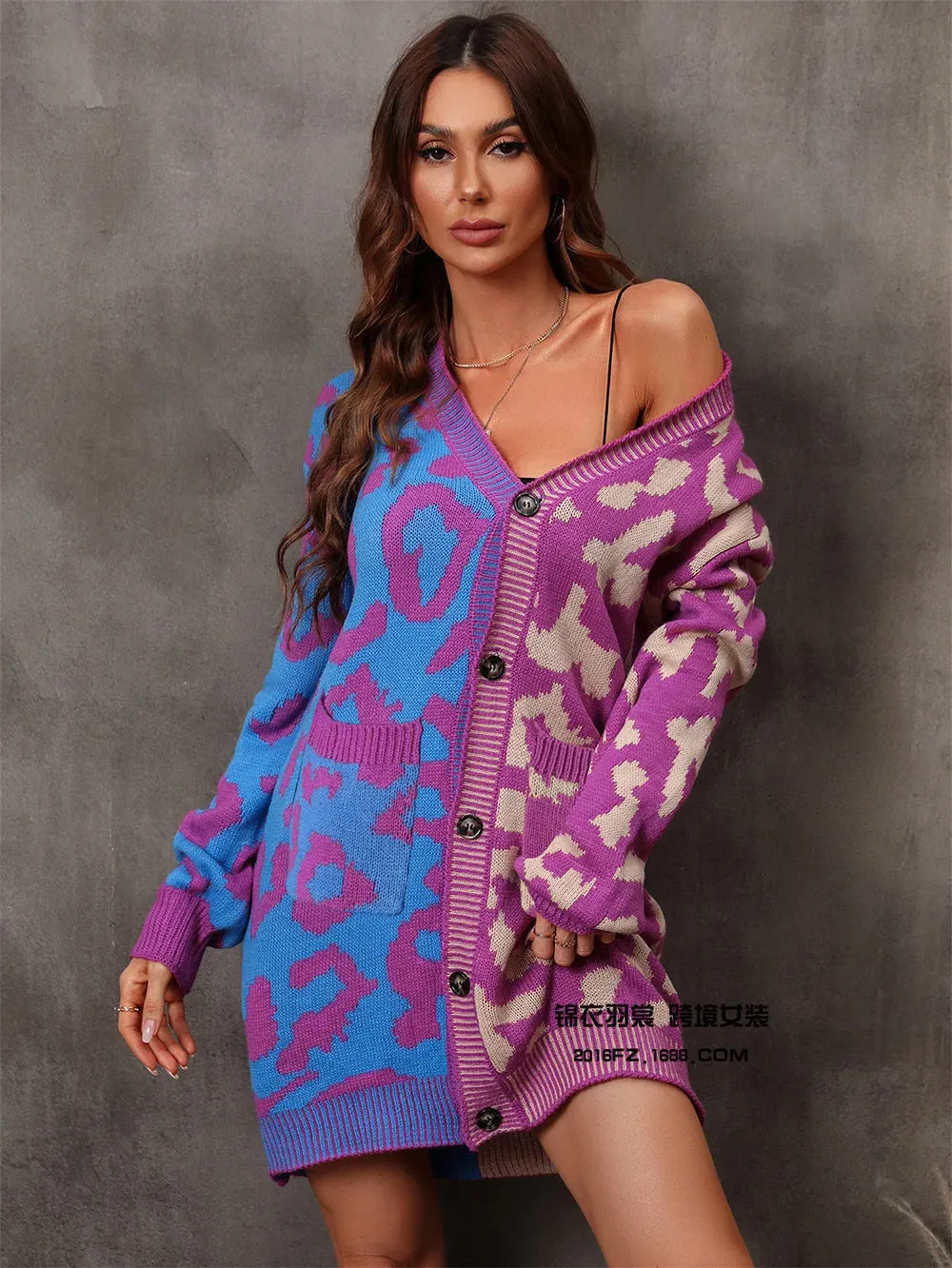 Chic Predator Print Cardigan