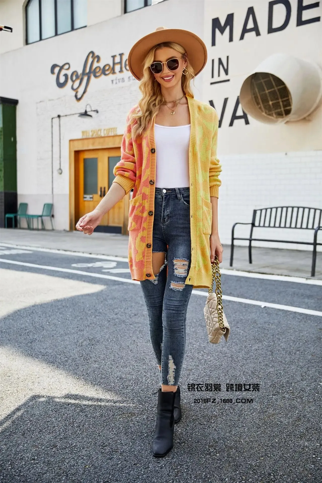 Chic Predator Print Cardigan