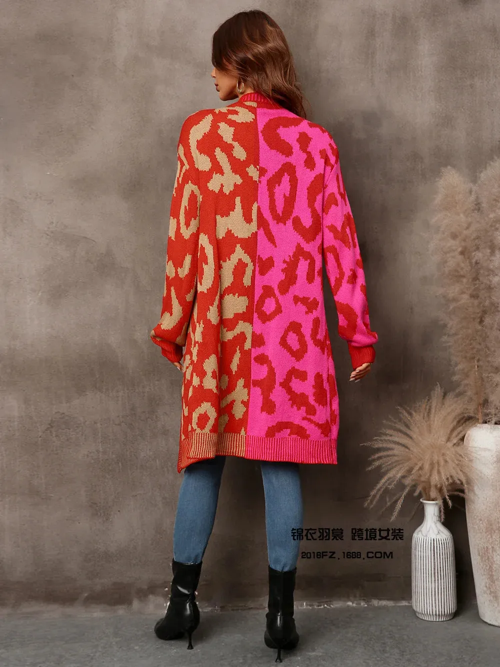 Chic Predator Print Cardigan