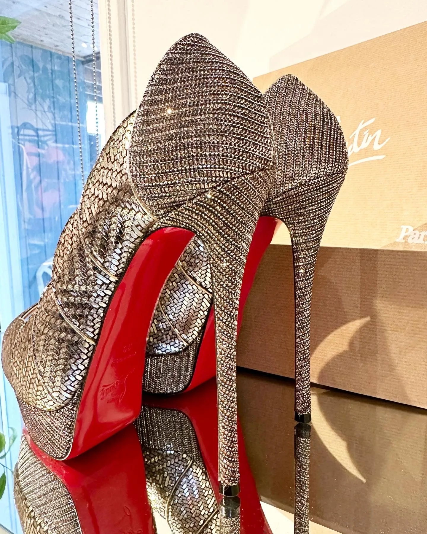 CHRISTIAN LOUBOUTIN 150 MM Silver Metallic Torsatoe Glitter Platform Peep-Toe High Heel Pumps