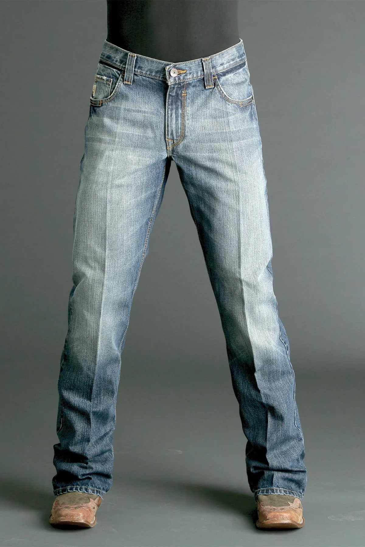 Cinch | Carter Relax Fit Medium Stonewash Jean