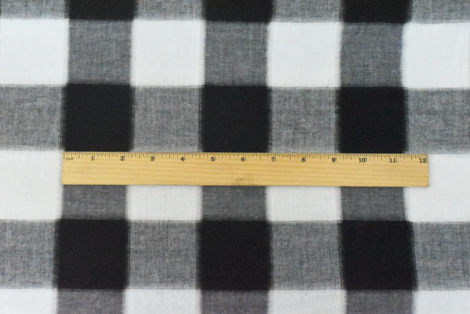 Classic Black-White Check Cotton Warp Gap Woven Fabric