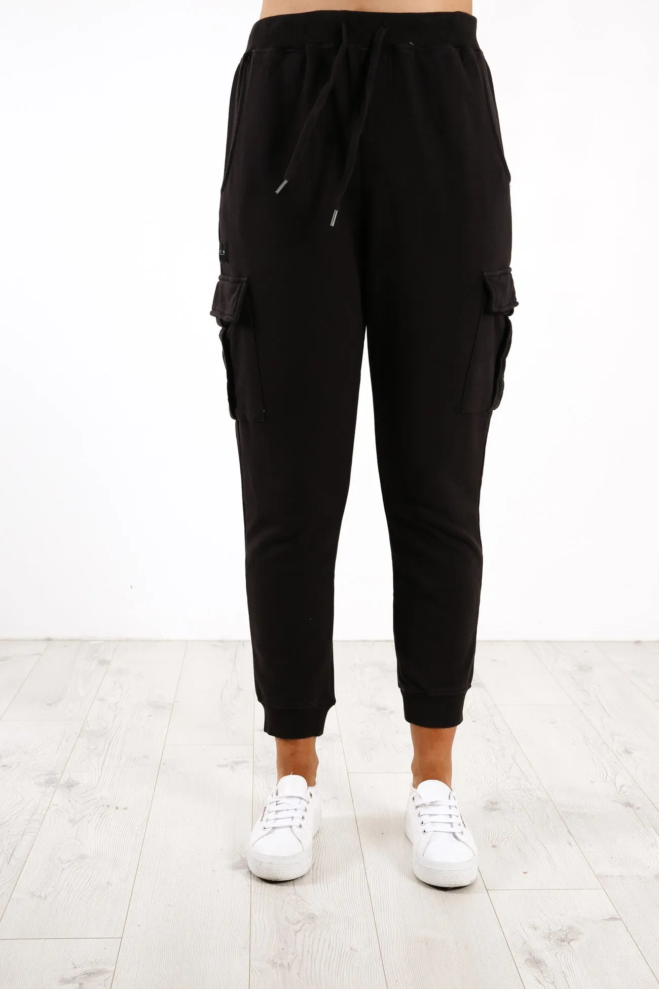 Combat Trackpant Washed Black