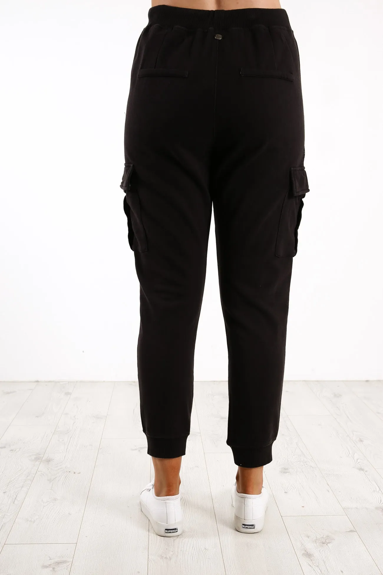 Combat Trackpant Washed Black