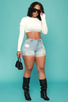 Come Home Distressed Denim Shorts - Light Wash