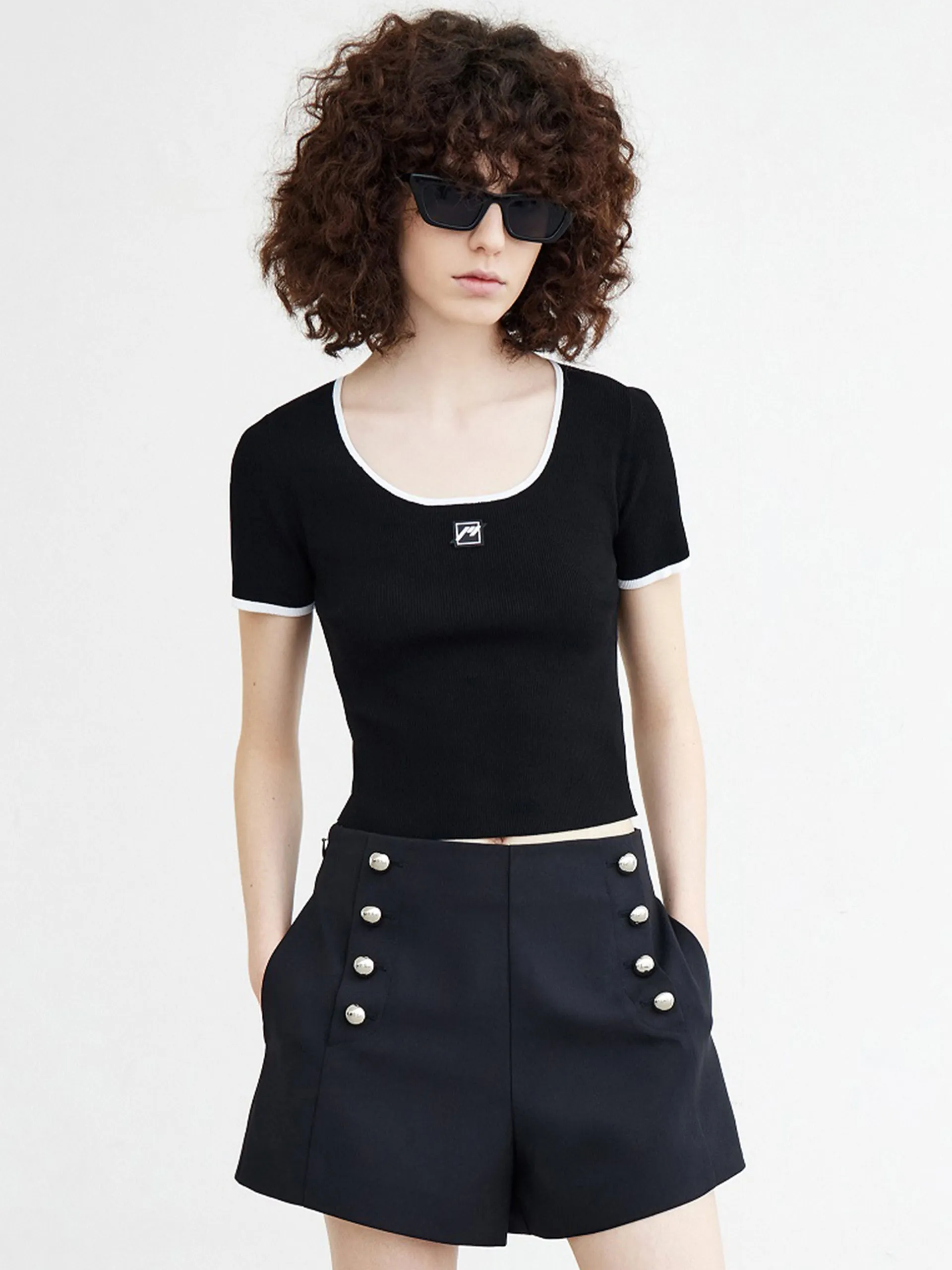 Contrast U-Neck Knit Top