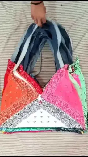 CR1043 Reworked Ladies Bandana Bags Made Using Bandana 31 Pcs