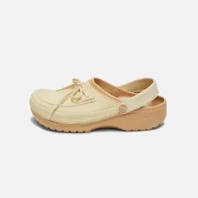 Crocs | BEAMS T X BAL CLASSIC CLOG  { TAN