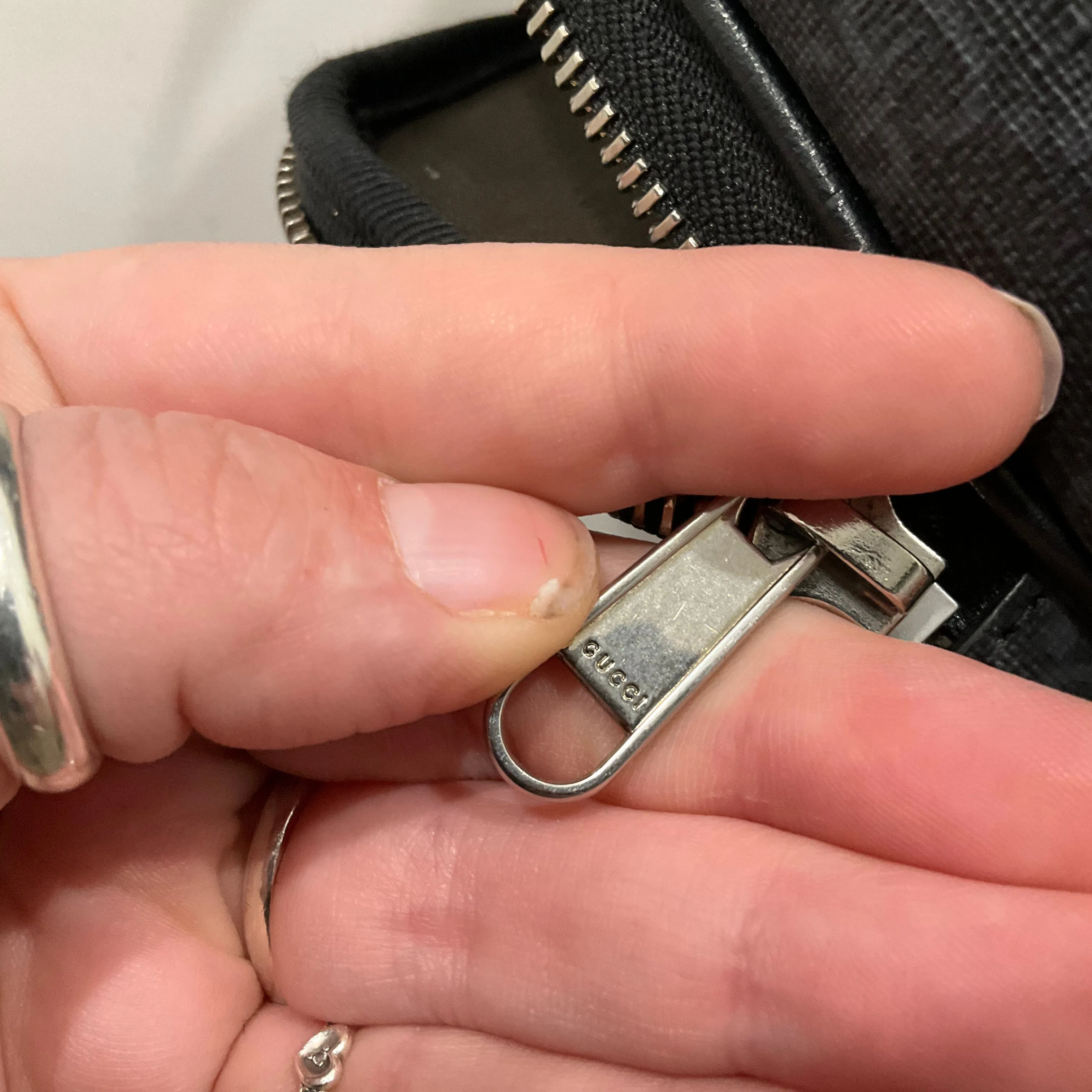 Crossbody Designer By Gucci  Size: Small