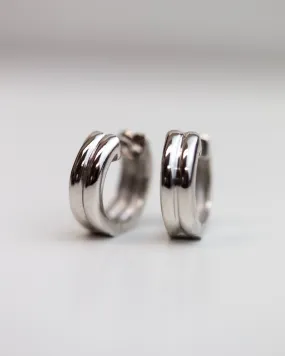 Double Ridge Huggie Hoop Earrings