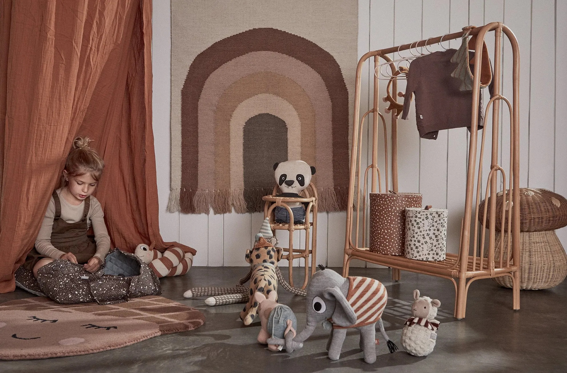 Elephant Henry - Grey