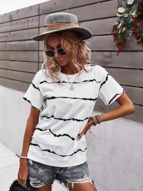 Essential Striped Round Neck Tee - Short Sleeves, Versatile Style Top