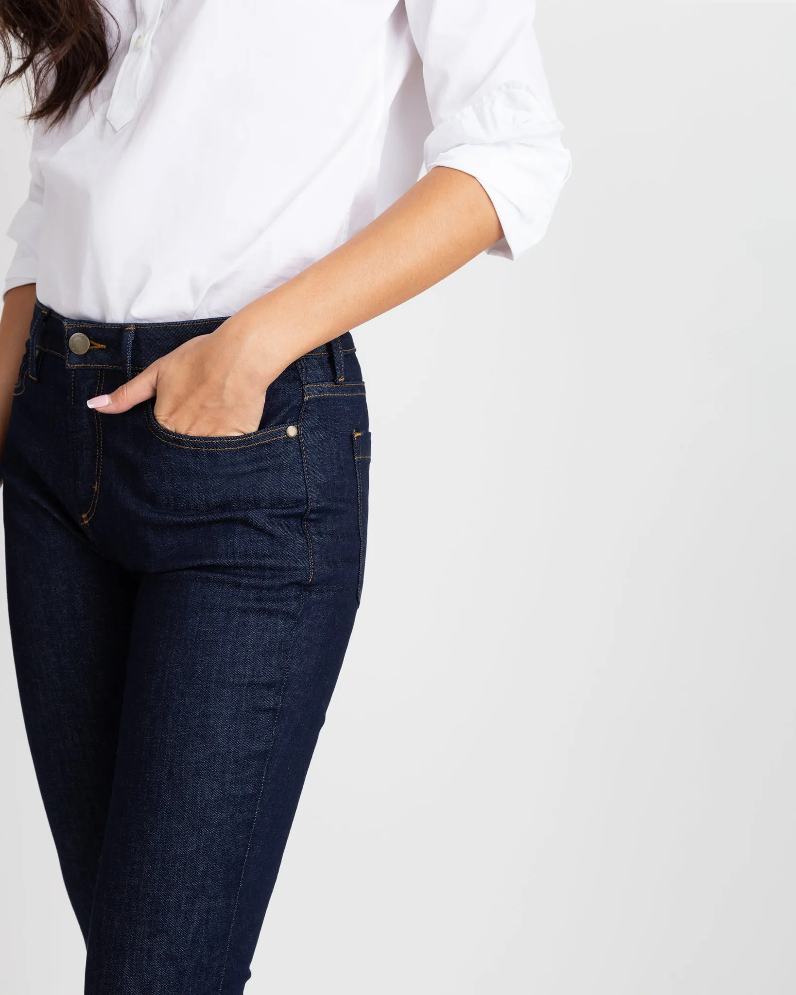 Flare Cropped 5-Pocket Jean in Indigo Stretch Denim