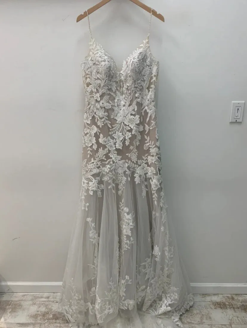 Floral Lace Trumpet Wedding Gown All Sizes