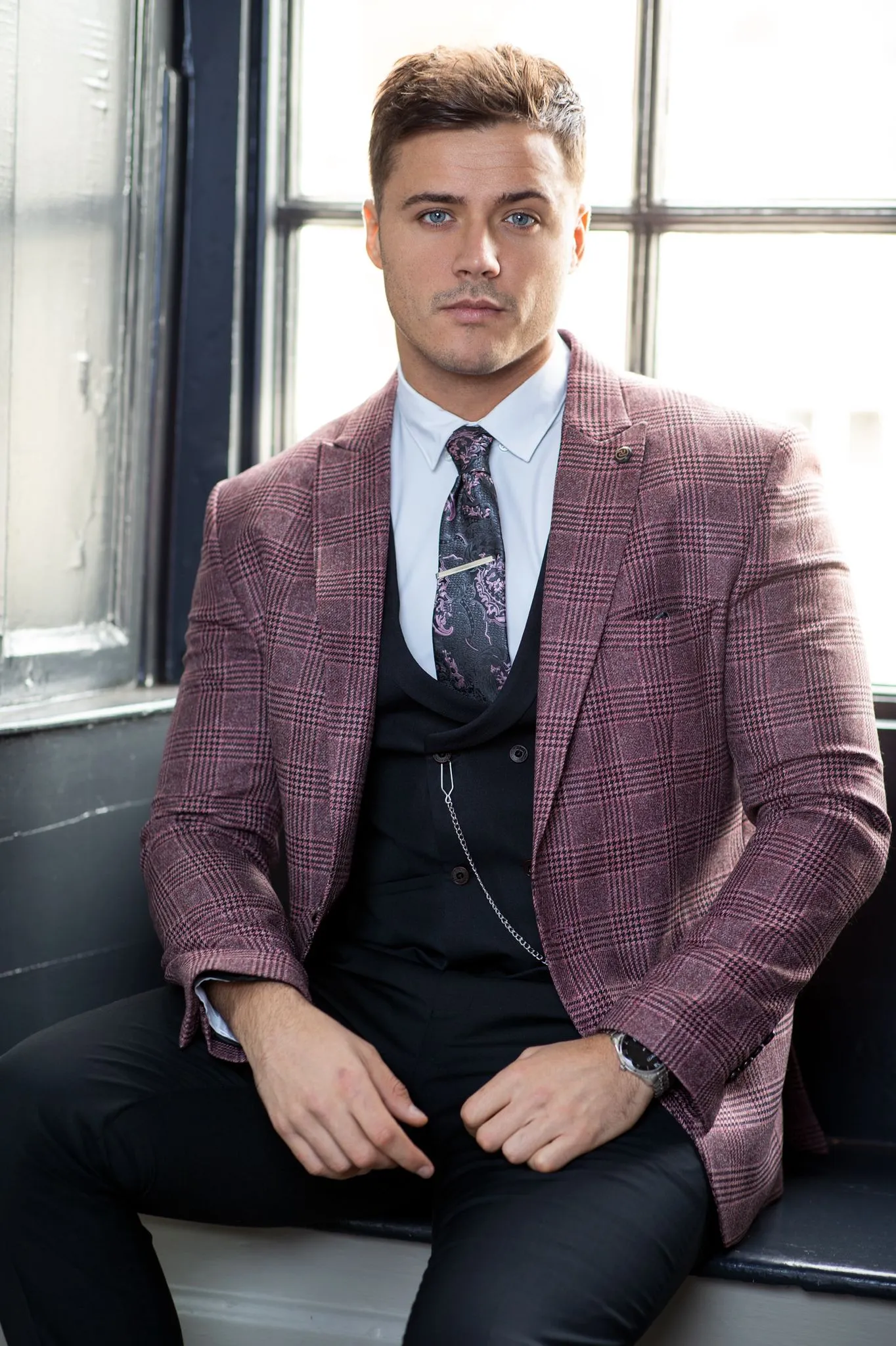 Floris - Burgundy 3 Piece Suit