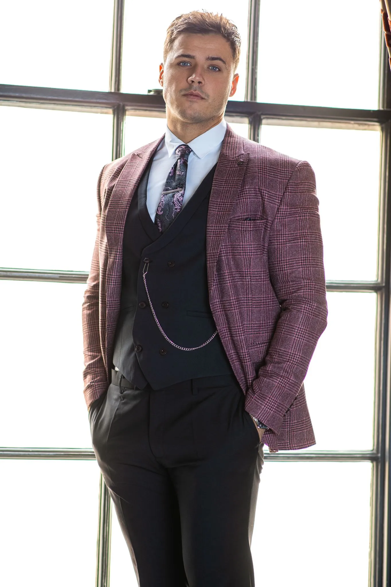 Floris - Burgundy 3 Piece Suit