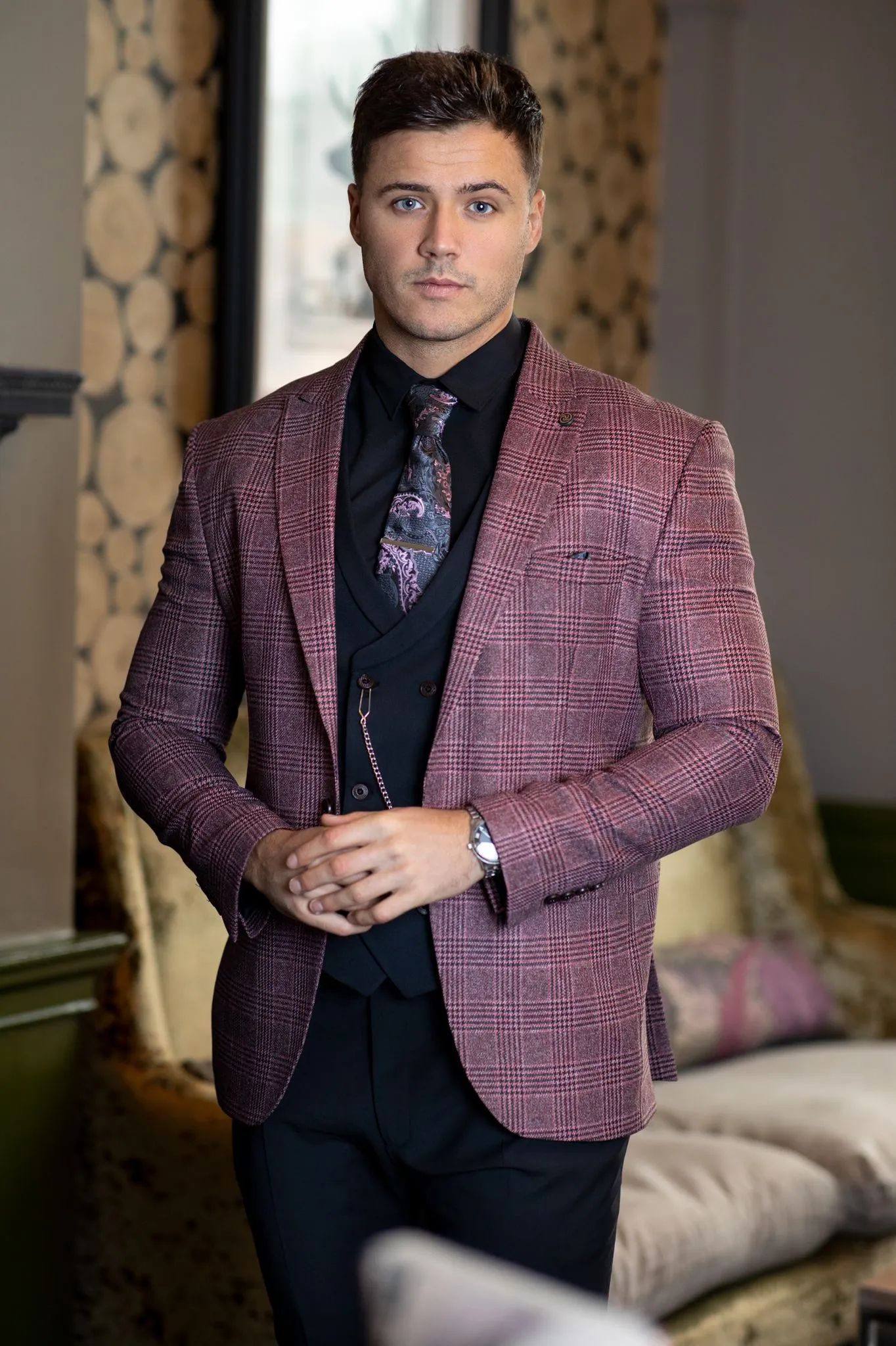 Floris - Burgundy 3 Piece Suit