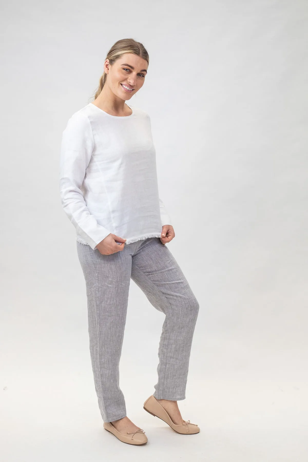 GA90 Classic Linen Pants in Smoke