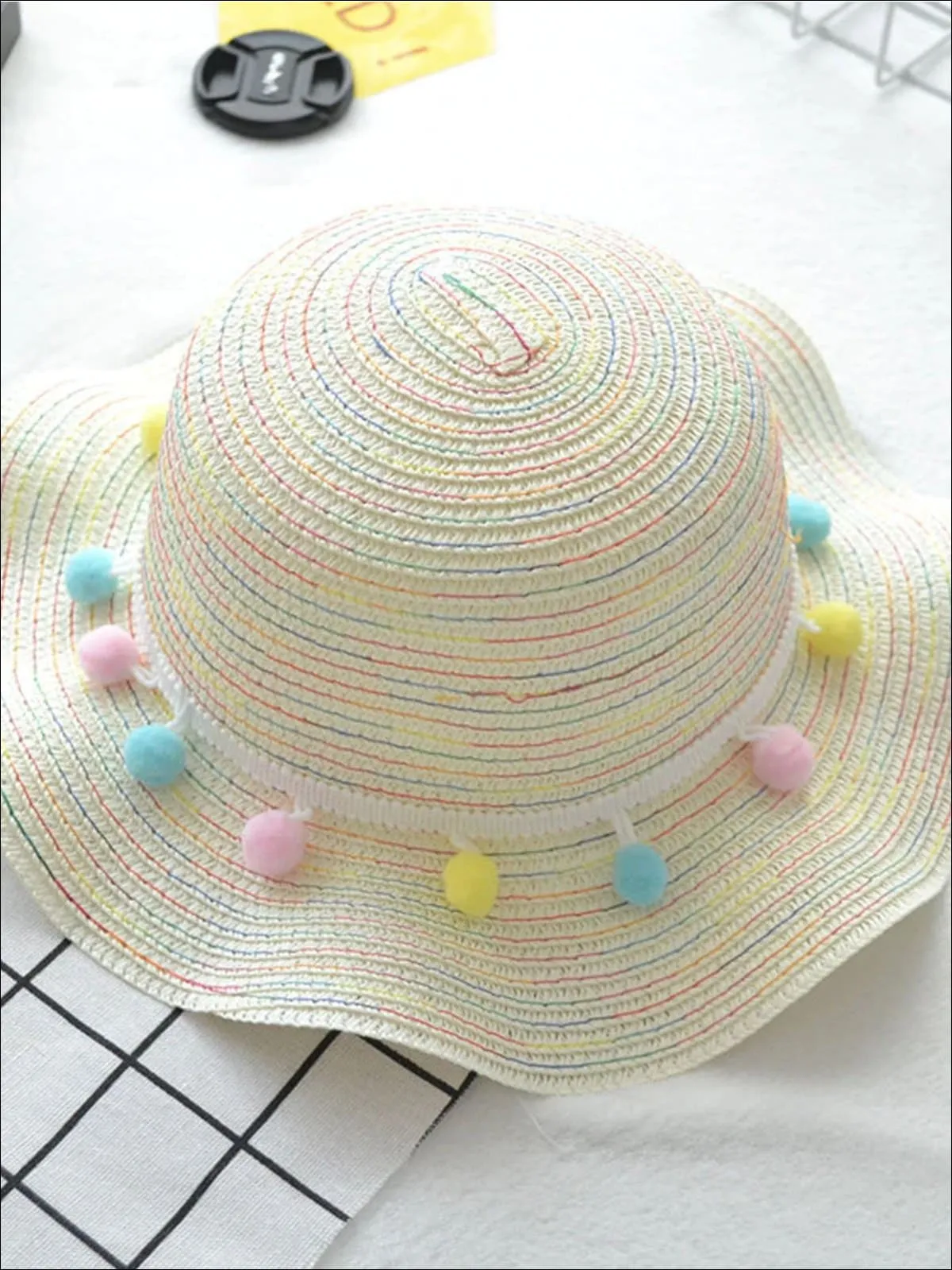 Girls Ruffled Wave Edge Pom Pom Banded Straw Hat