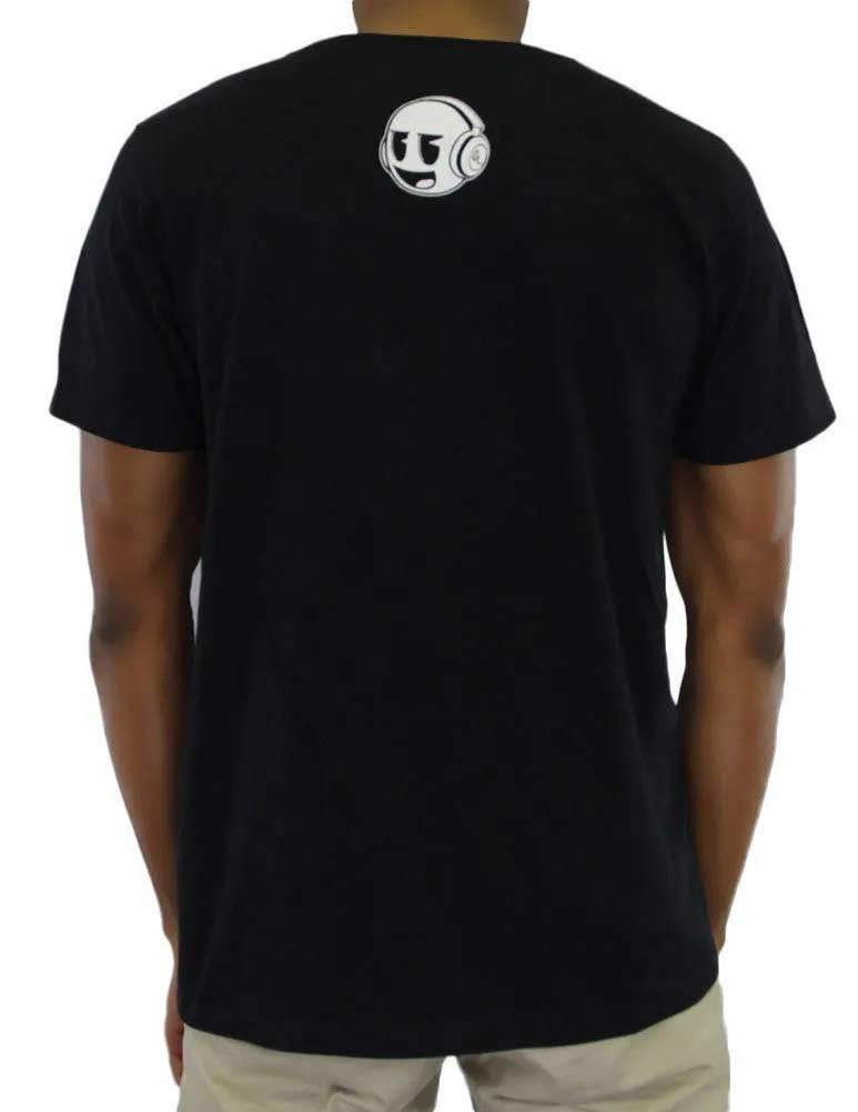 Gloving is Not a Crime Tee