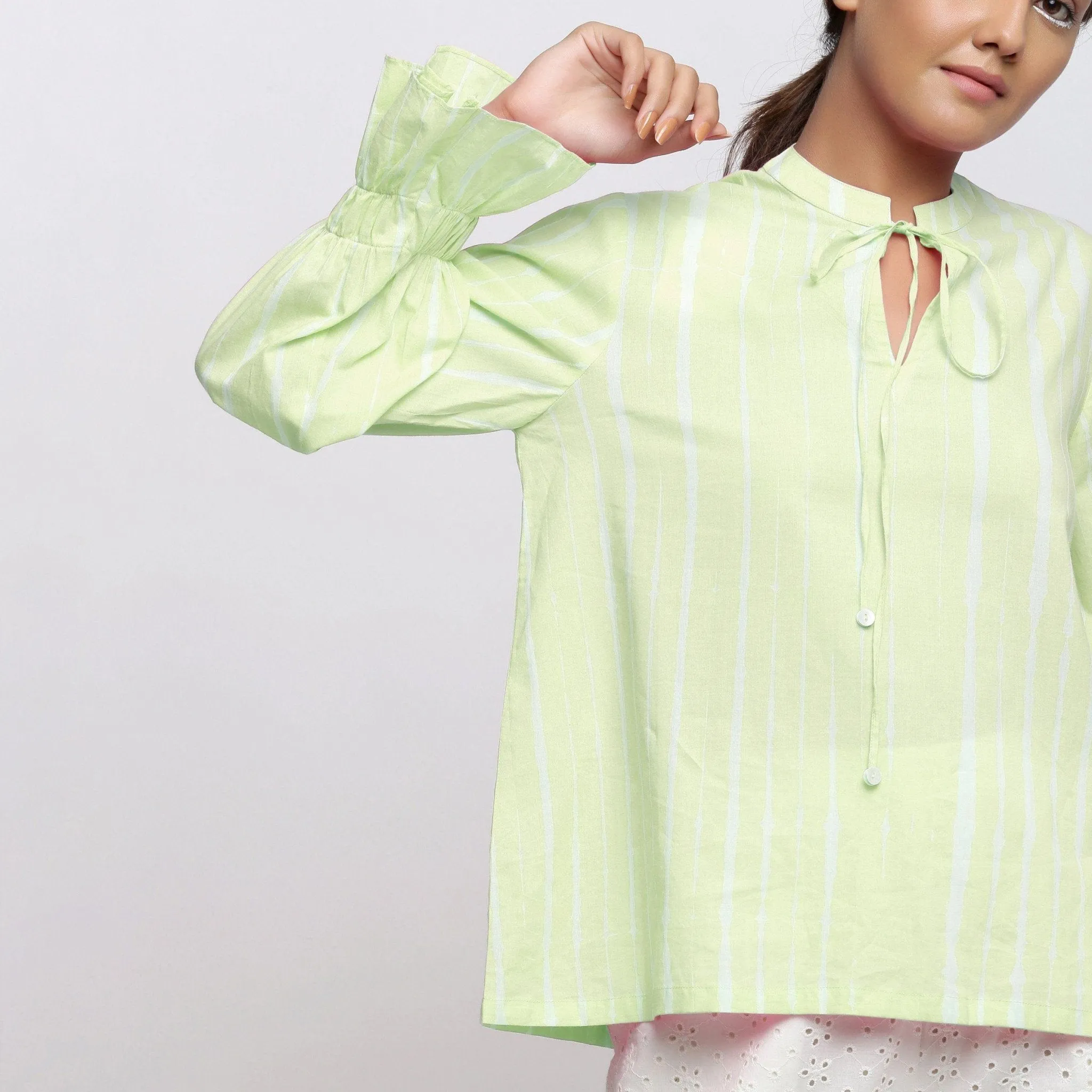 Green Hand Tie-Dye Cotton Mandarin Collar Blouson Top